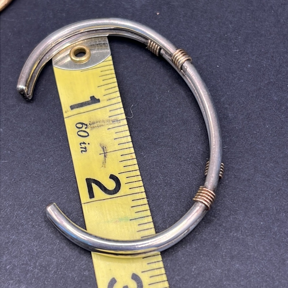 Vintage wire cuff bracelet - Picture 4 of 4